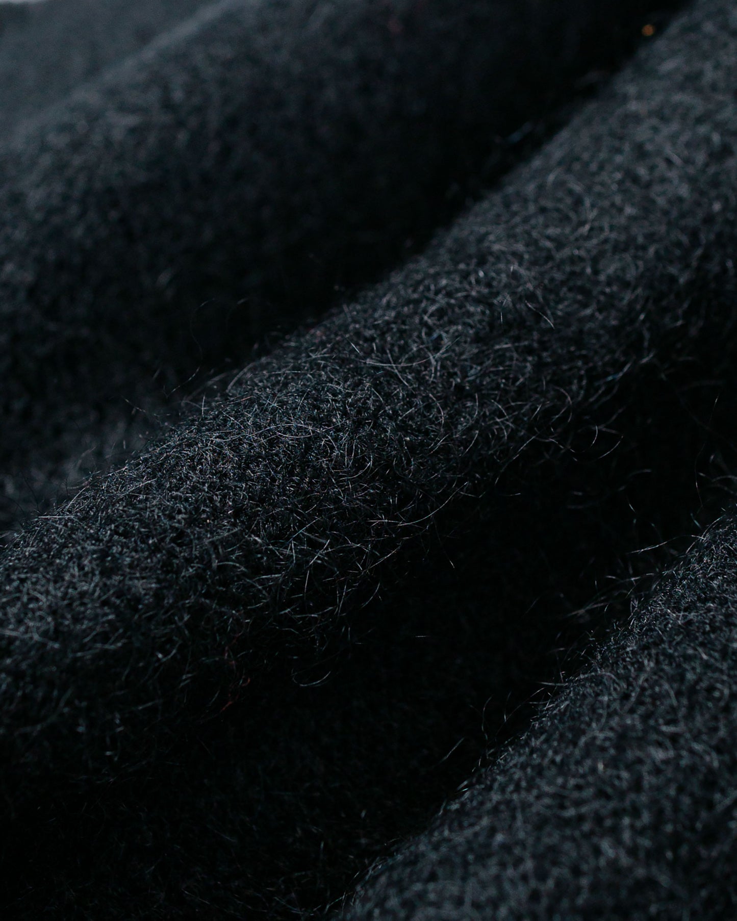 lost & found Amomento Amomento Hairy Balaclava Scarf Black
