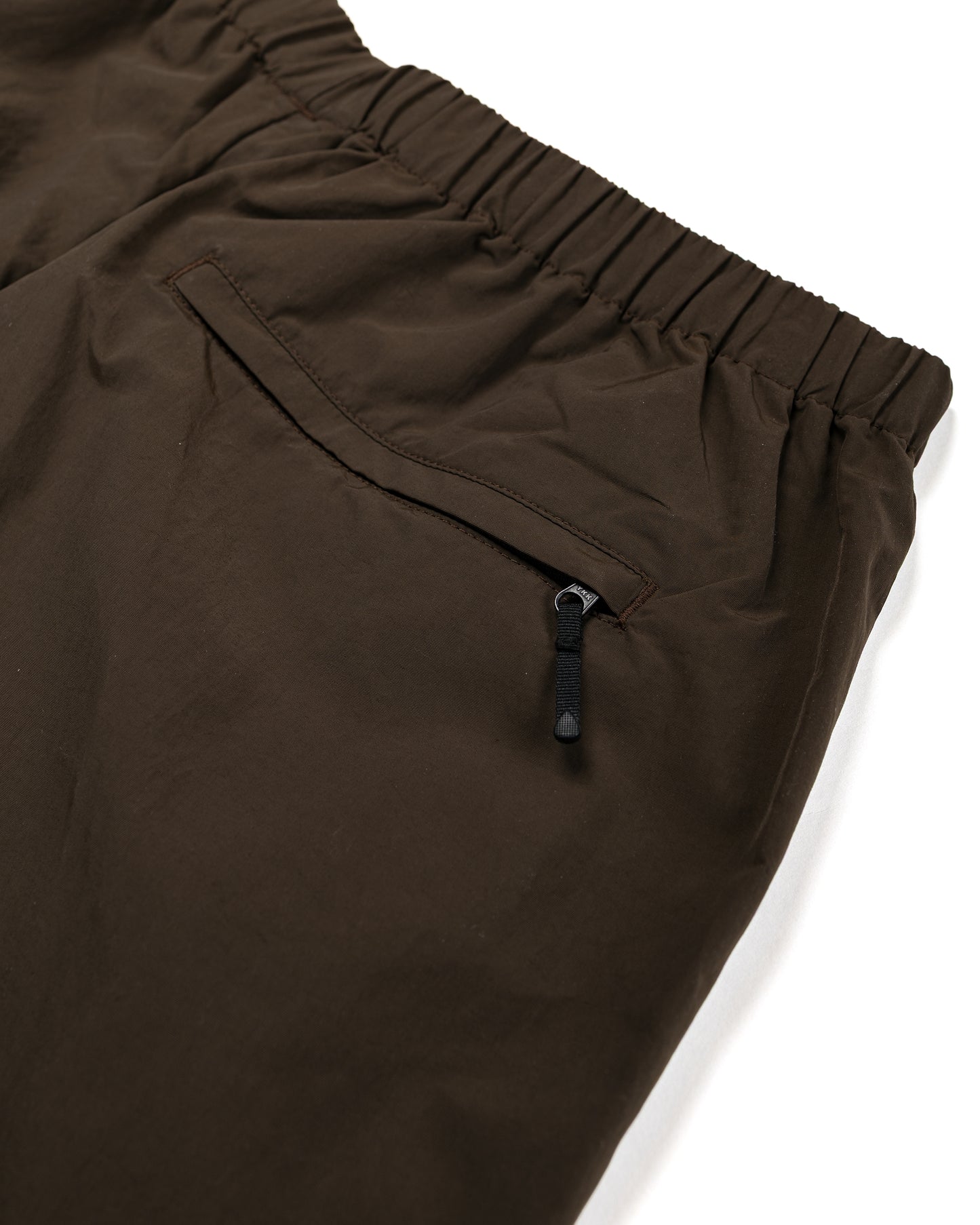 lost & found Goldwin Goldwin Nylon Shorts Jet Brown