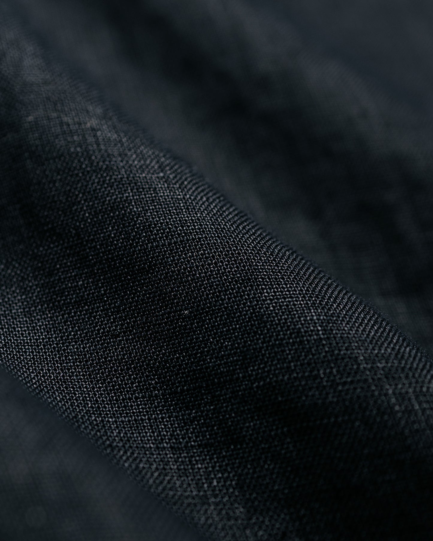 lost & found MARKAWARE MARKAWARE Double Pleated Easy Trousers Hemp Shirting Black