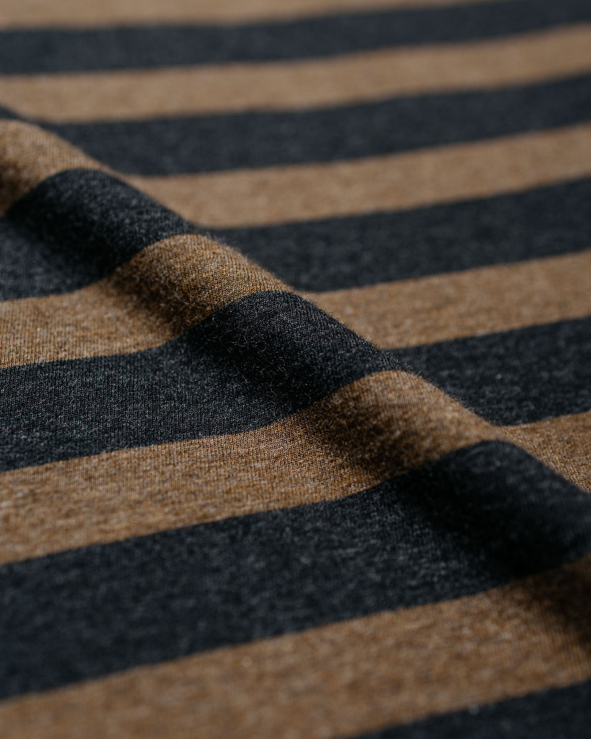 MHL Crew Neck Matelot Light Cotton Melange Stripe Off Black/Bark