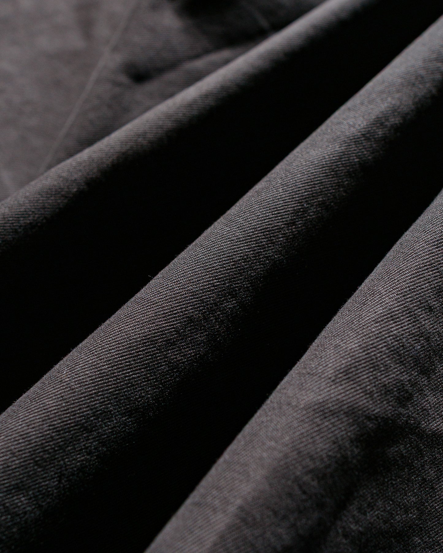 lost & found Margaret Howell MHL Raglan Jacket Plain Cotton Drill Ebony