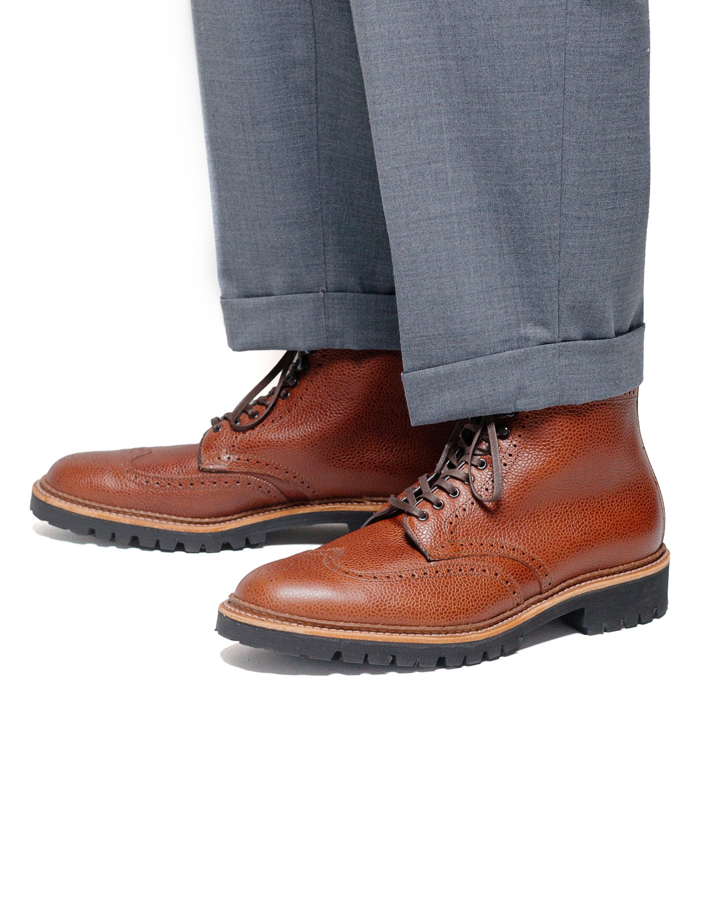 lost & found Alden Alden Short Wing Boot Brown Scotch Grain With Lug Sole