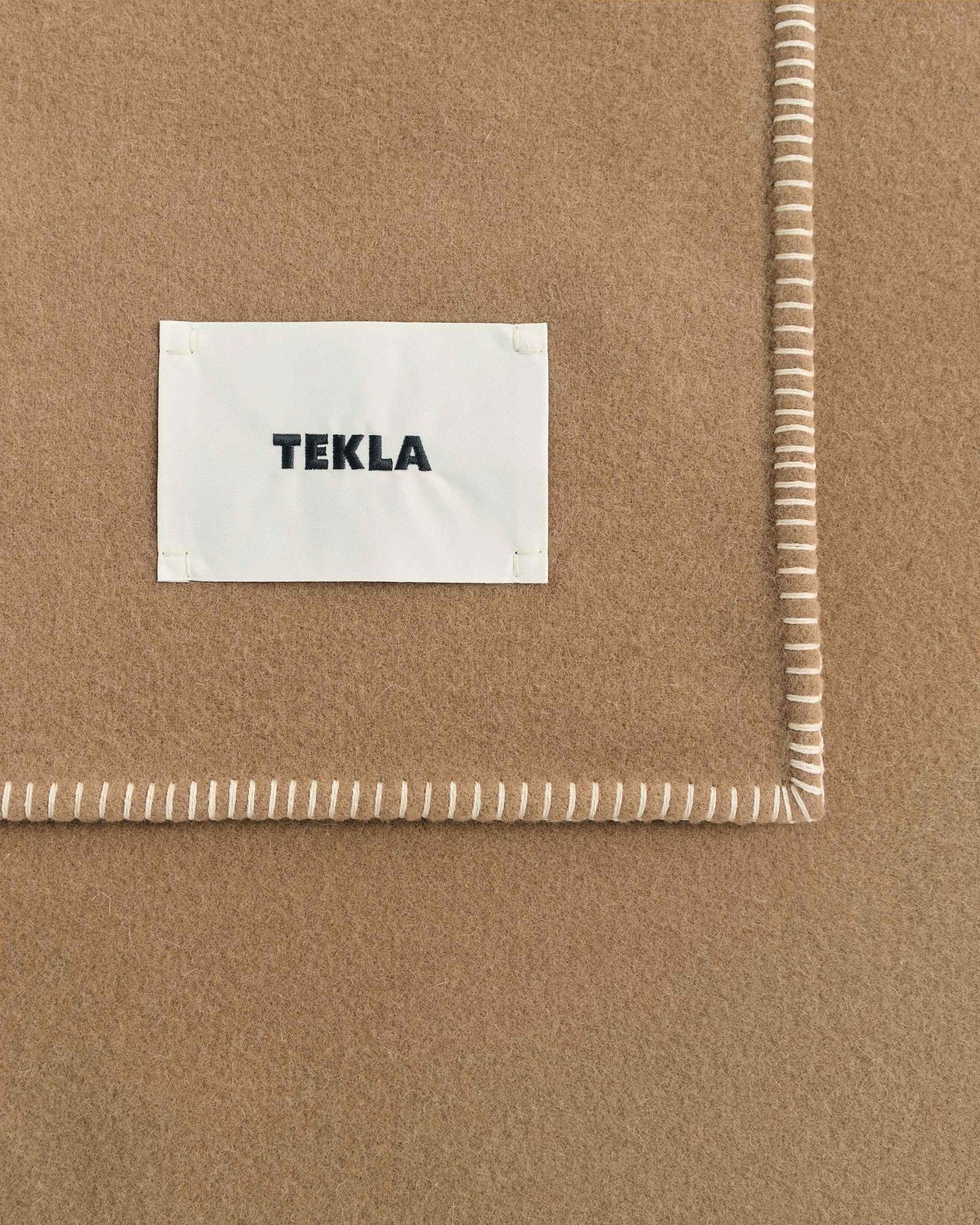 lost & found TEKLA Tekla Lambswool Blanket Oak