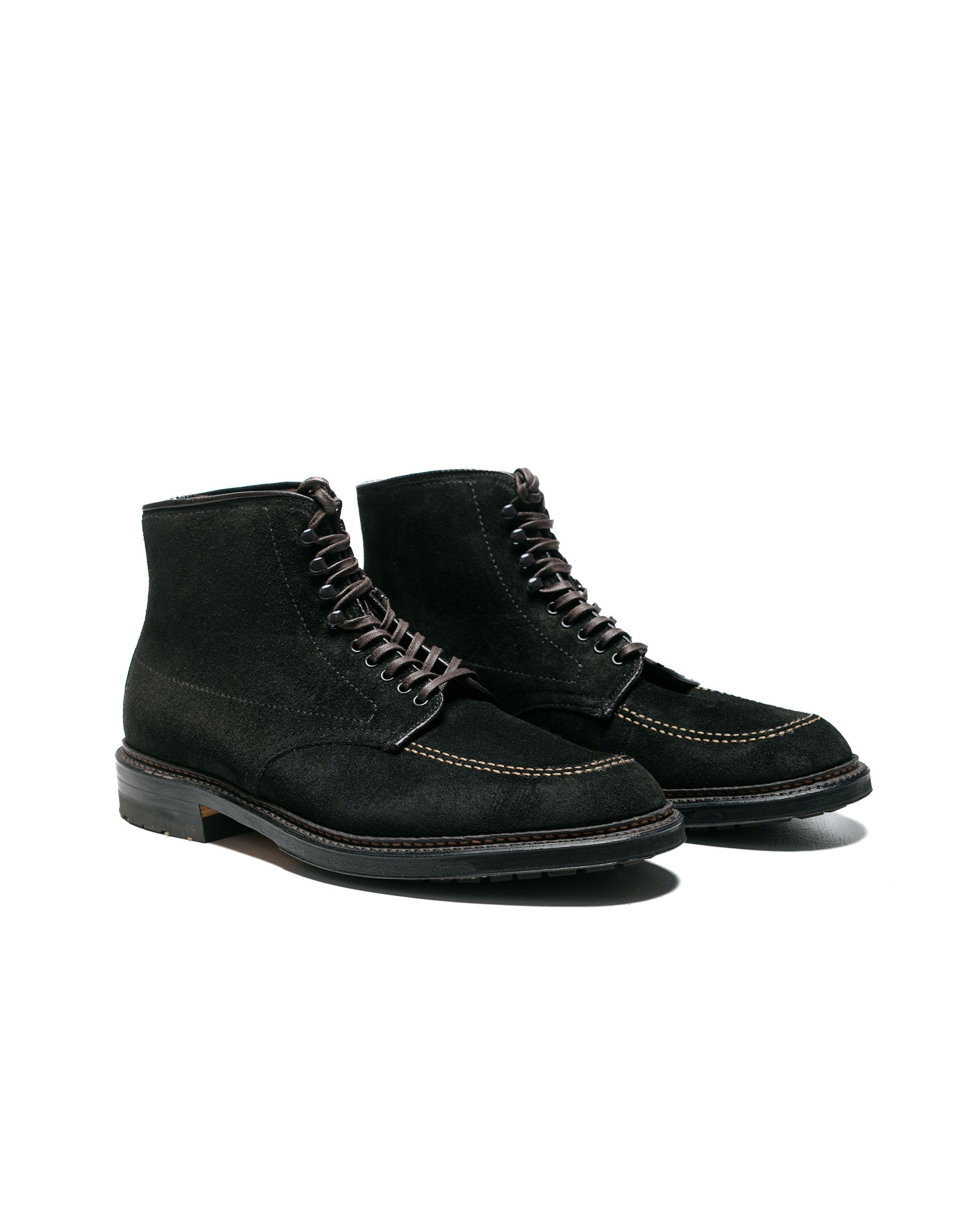 lost & found Alden Alden Indy Boot Reverse Earth Chamois with Commando Sole G6902HC