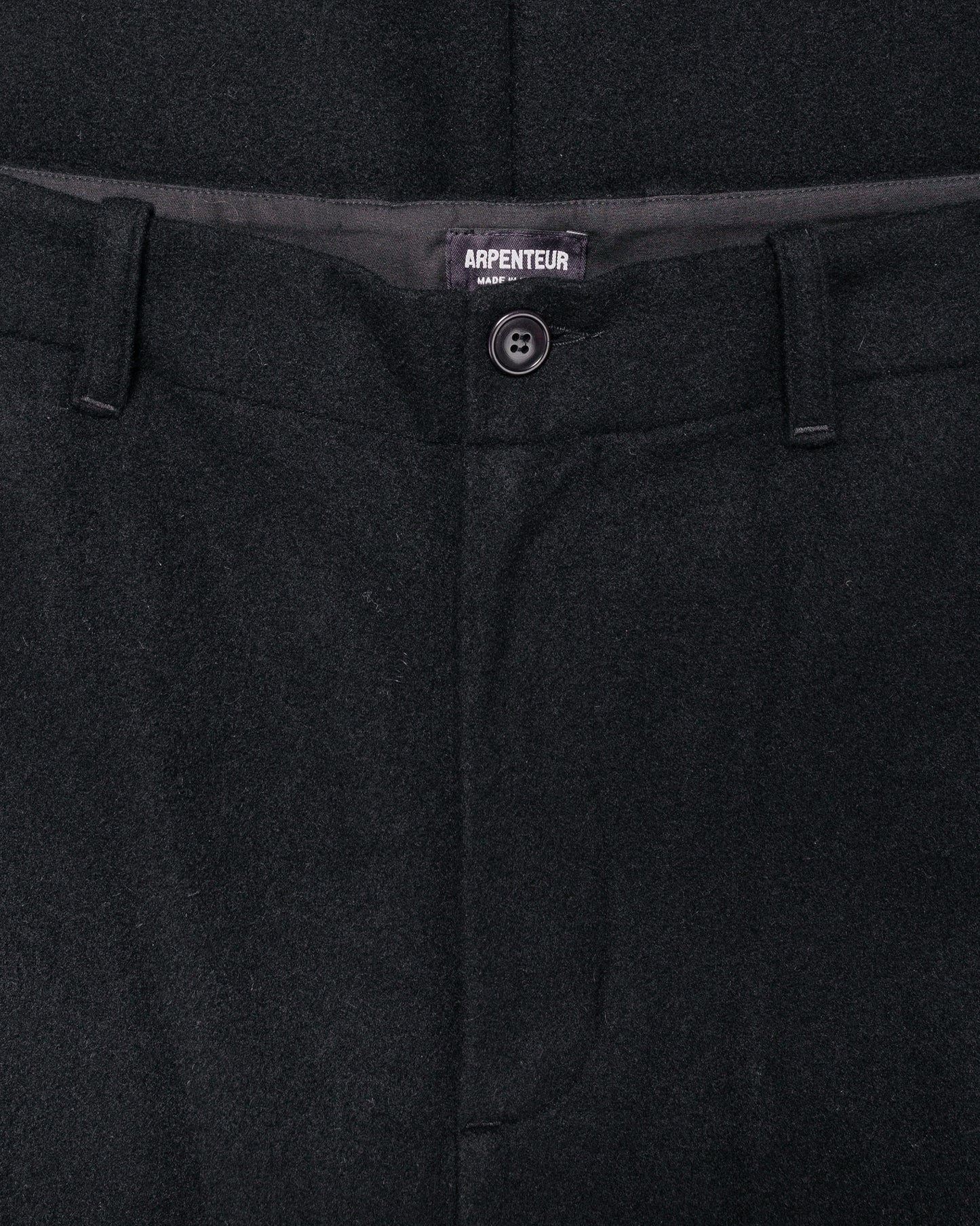 lost & found Arpenteur Arpenteur Lux P 120s Shaggy Wool Black