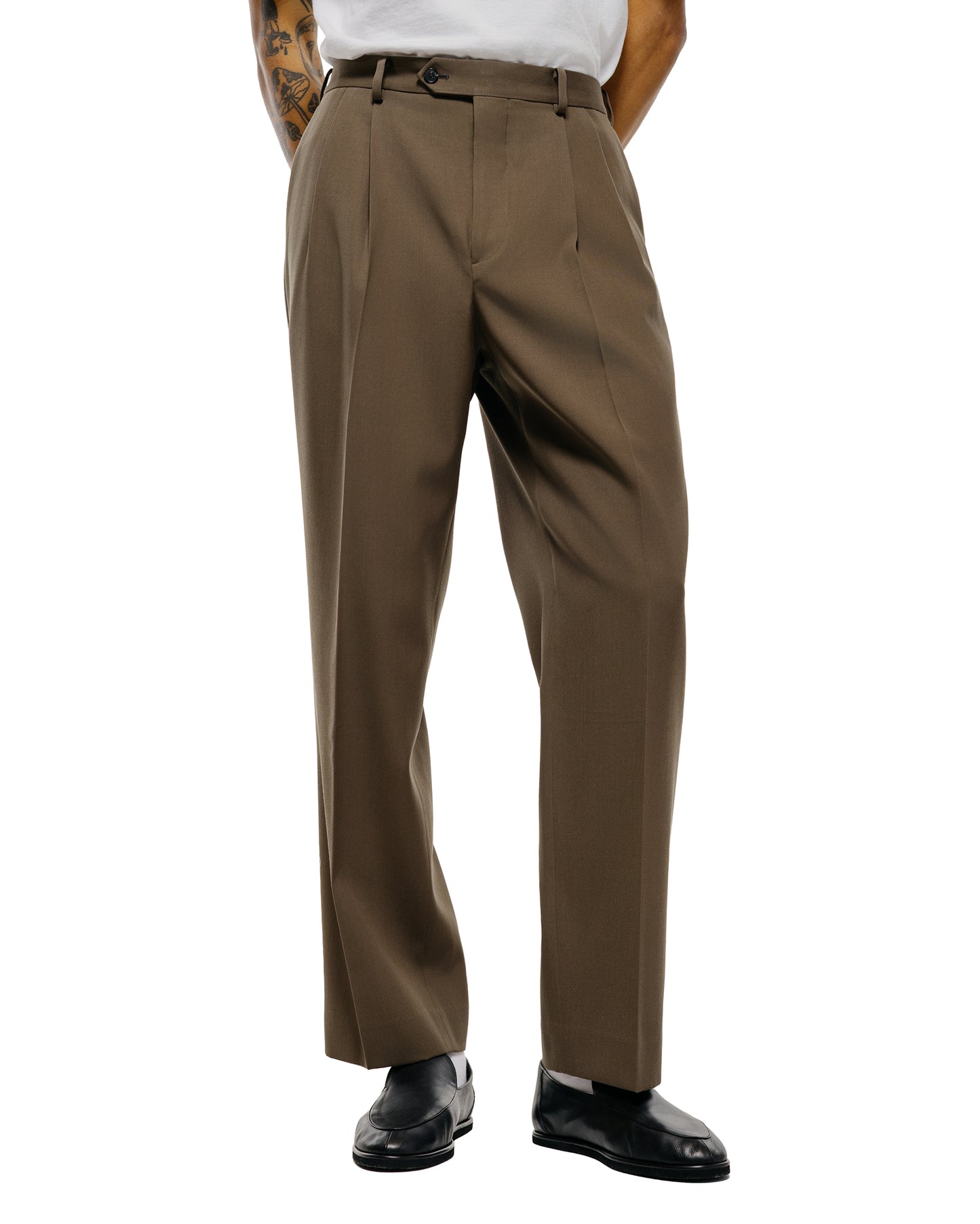 lost & found Auralee Auralee Light Wool Max Gabardine Two-Tuck Slacks Dark Olive Brown