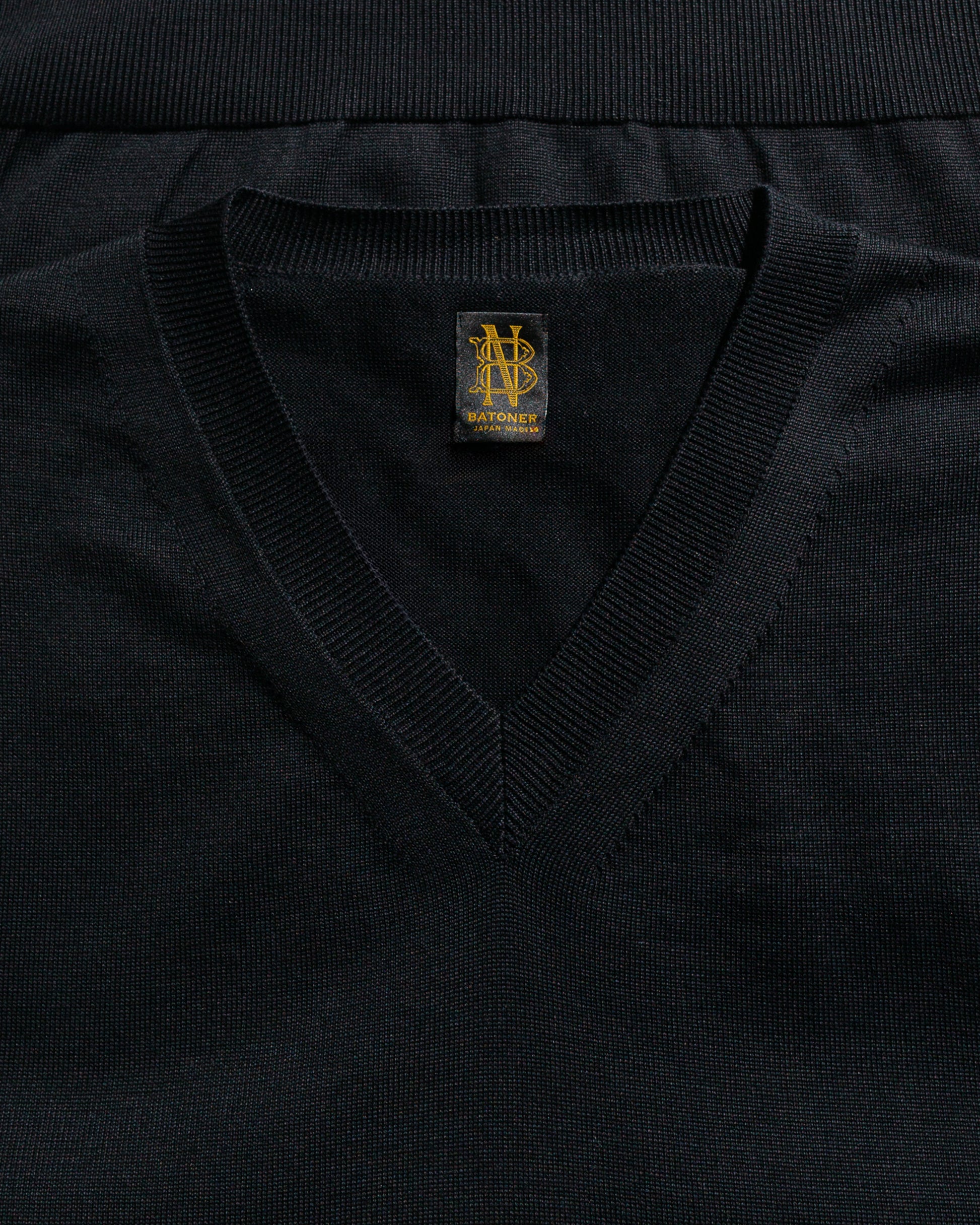 lost & found Batoner Batoner The Sea Island Cotton V Neck Black