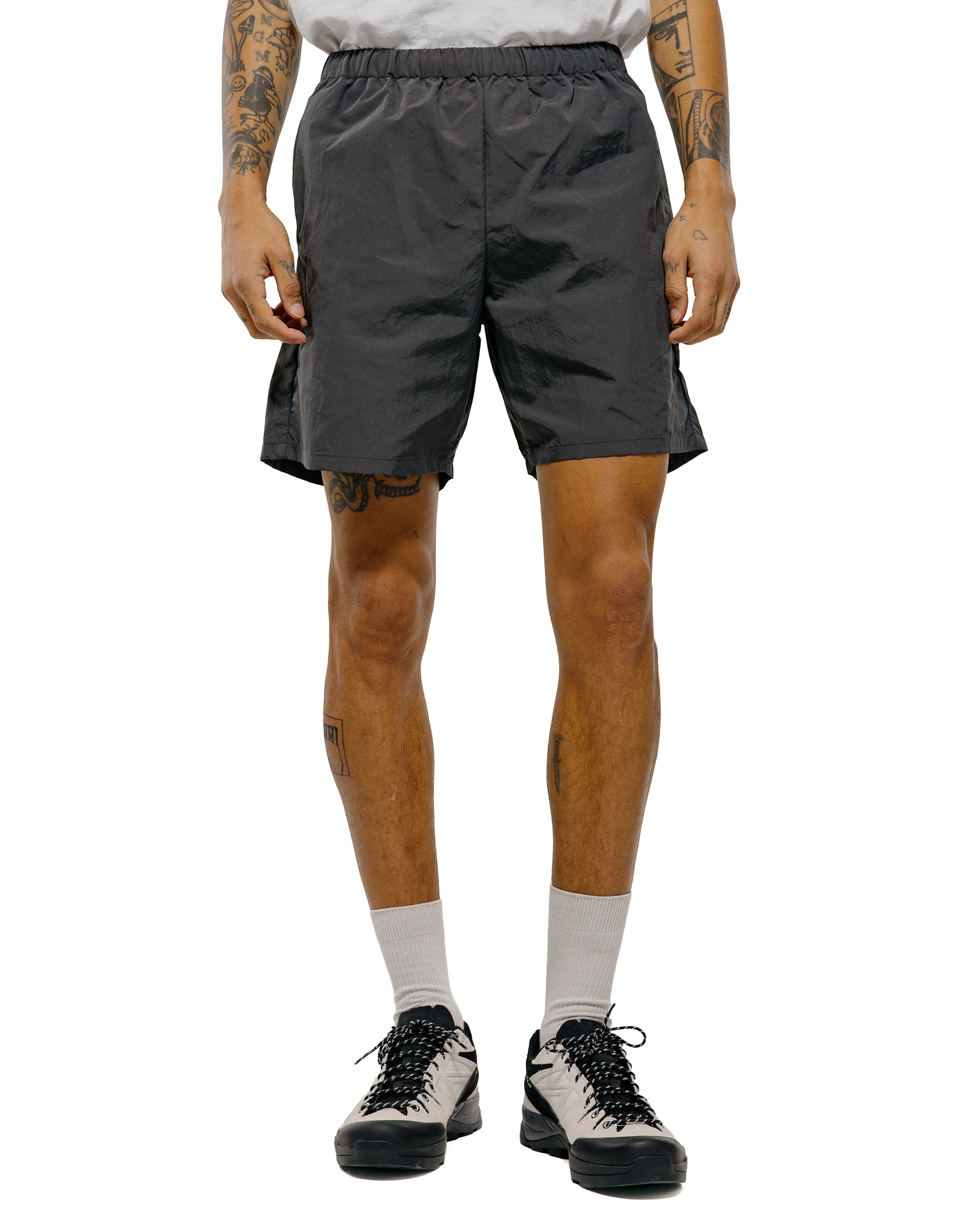 lost & found Goldwin Goldwin Nylon Shorts Deep Charcoal
