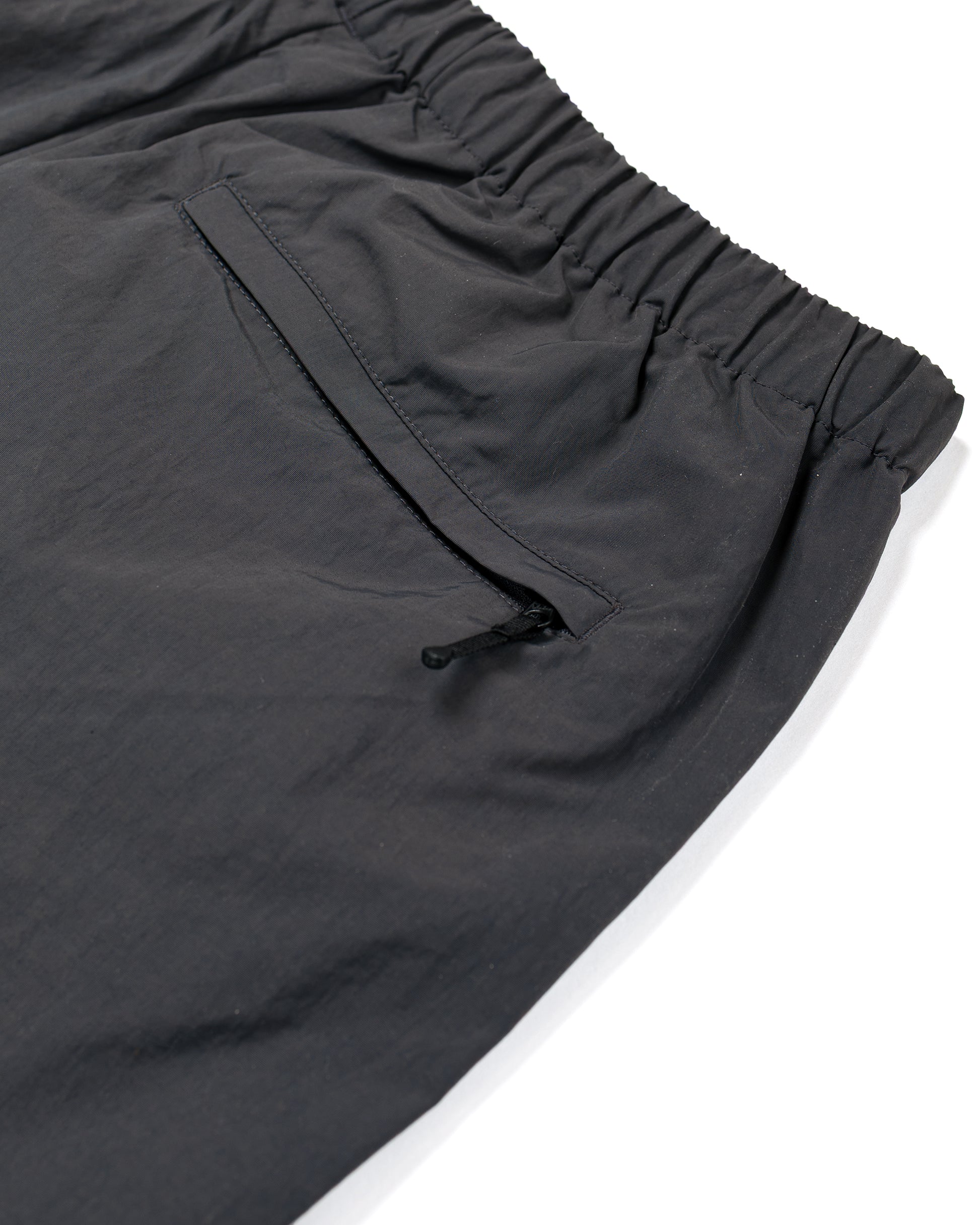 lost & found Goldwin Goldwin Nylon Shorts Deep Charcoal