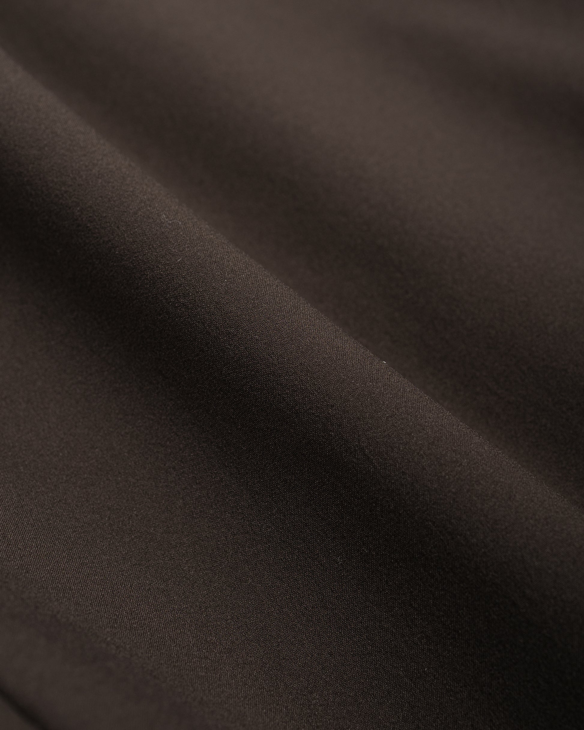 lost & found Goldwin Goldwin One Tuck Light Stretch Shorts Jet Brown