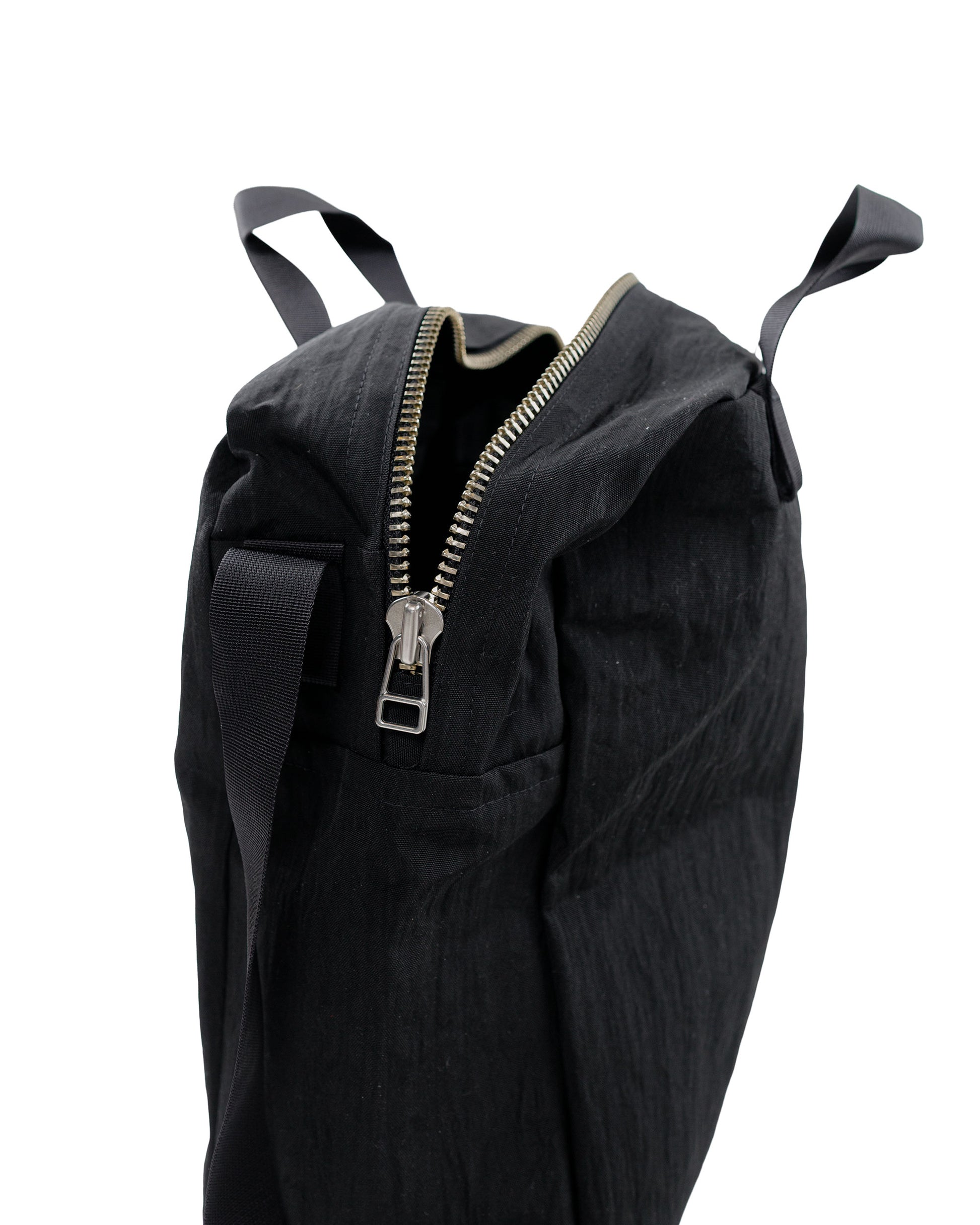 lost & found MAN-TLE MAN-TLE R0B0 'Zip Tote' Black Nylon