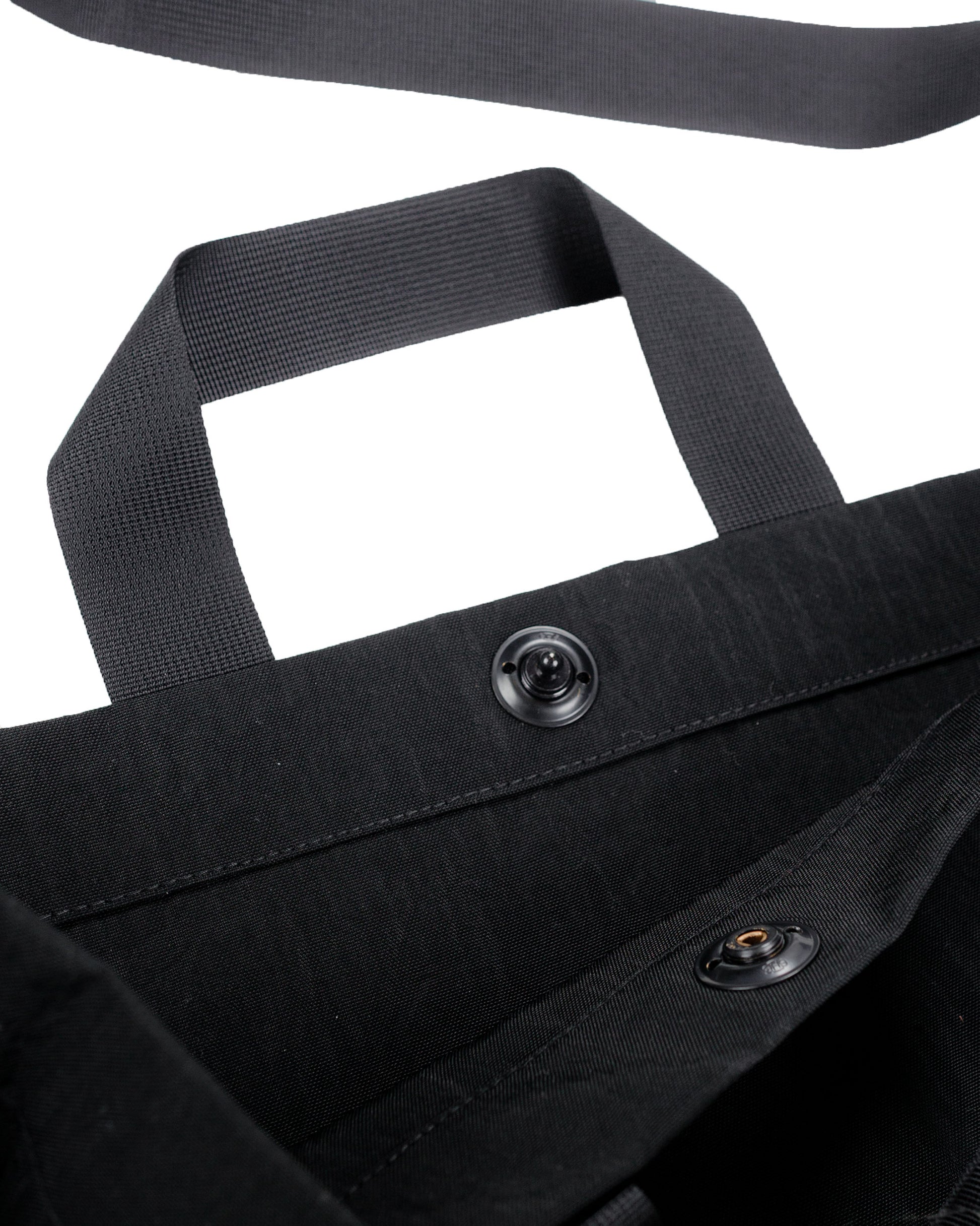 lost & found MAN-TLE MAN-TLE R0B1 'Multi Handle Tote' Black Nylon