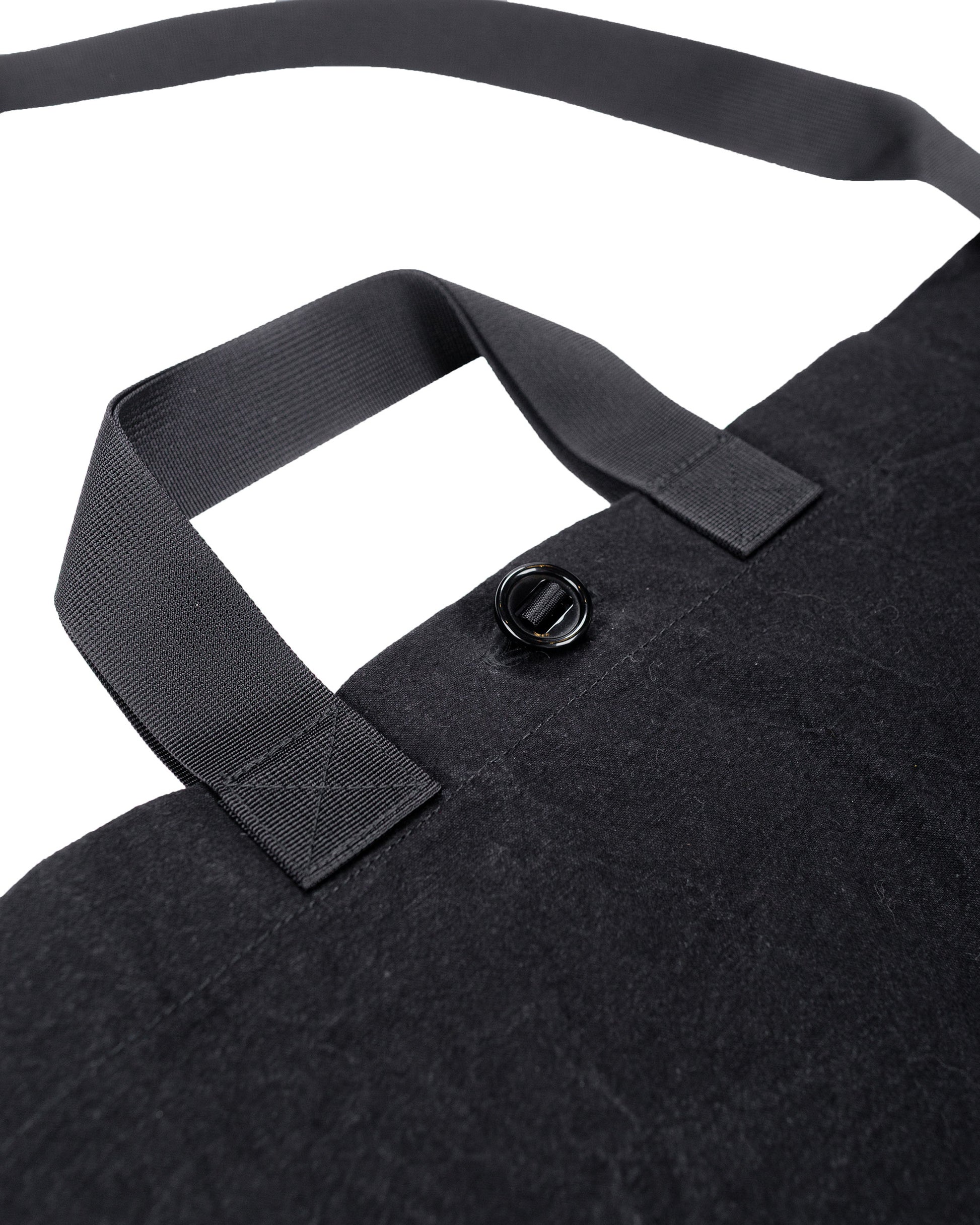 lost & found MAN-TLE MAN-TLE R0B1 'Multi Handle Tote' Black Wax