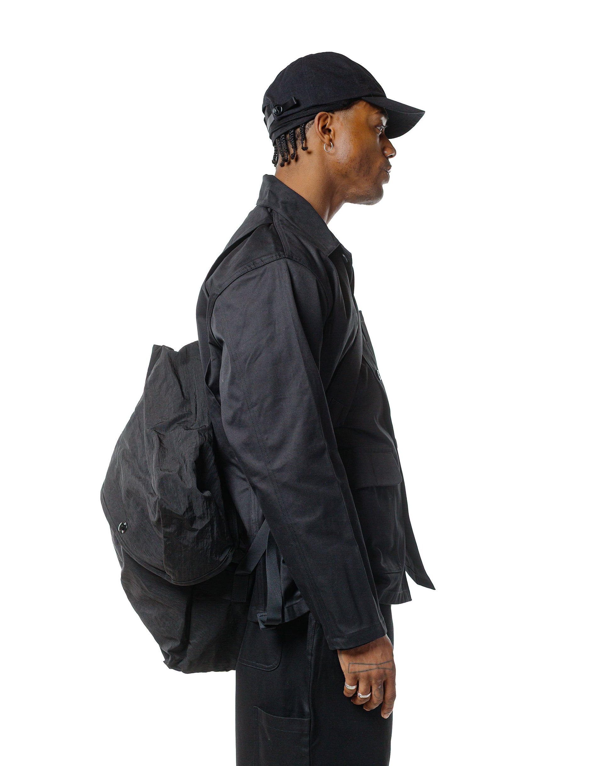 lost & found MAN-TLE MAN-TLE R0G2 'Snap Messenger' Black Nylon