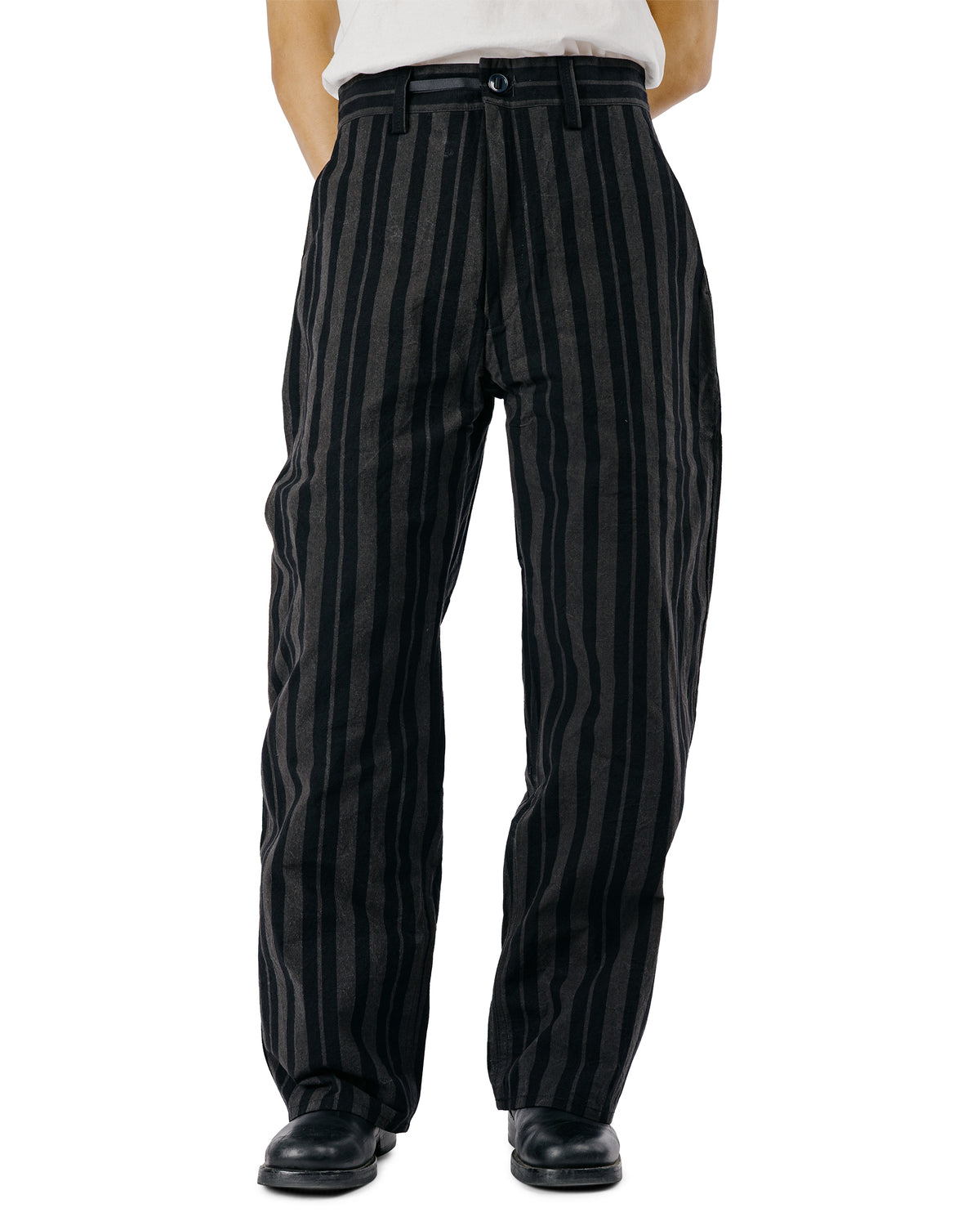 MAN-TLE R21P4 Wide Pants Grey Theatre Wax