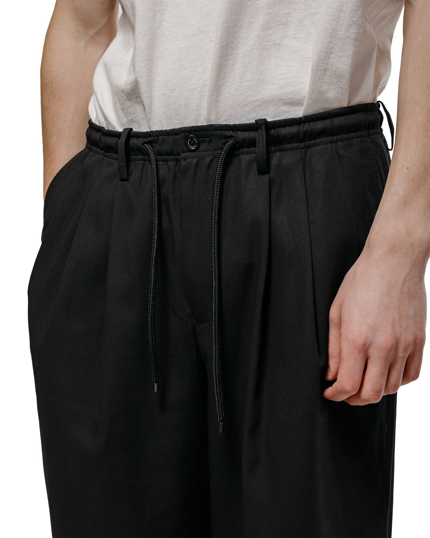 lost & found MARKAWARE MARKAWARE Triple Pleated Easy Trousers Organic Cotton Voile Yarn Twill Black