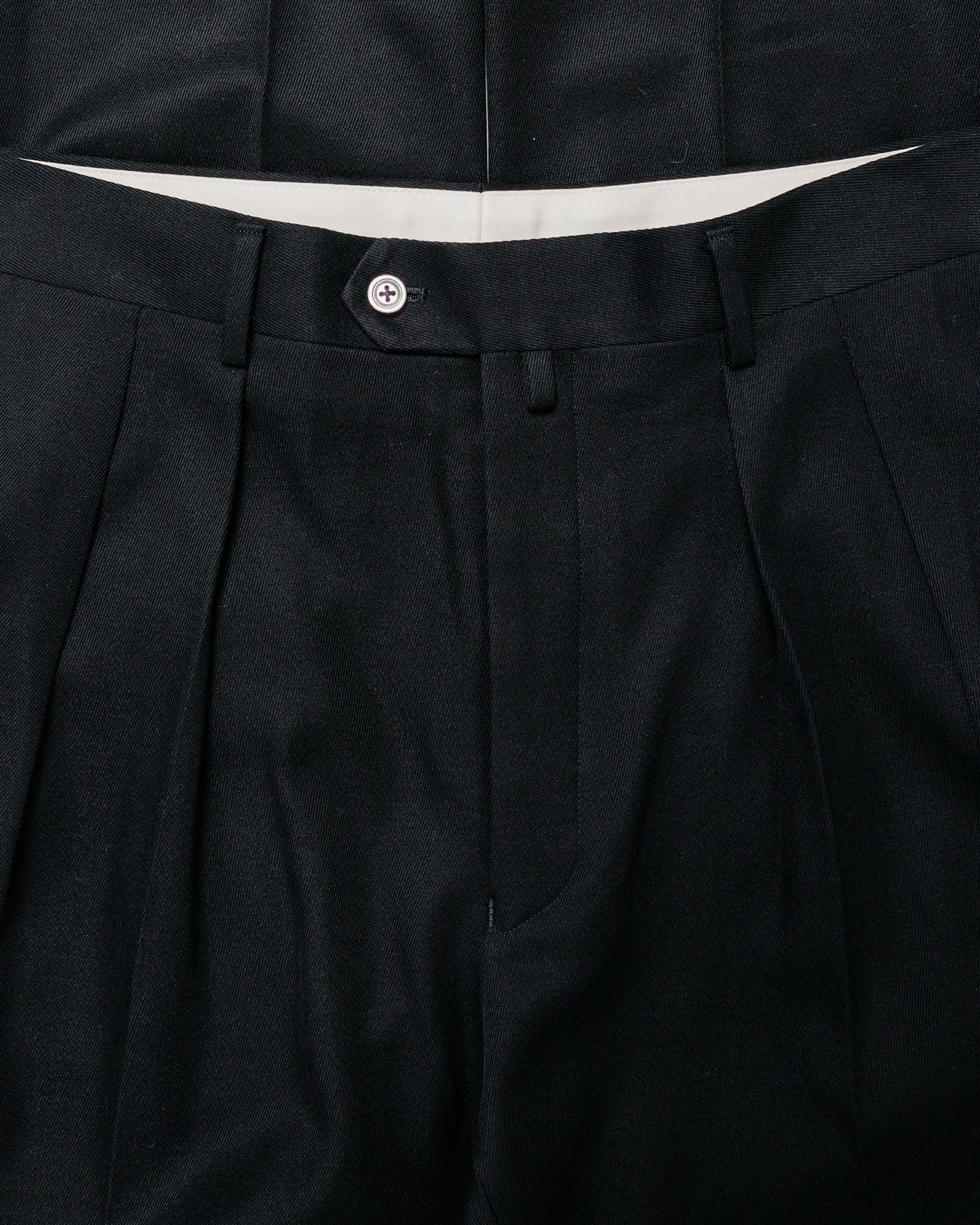 lost & found NEAT NEAT Wool Tricotine Standard Black