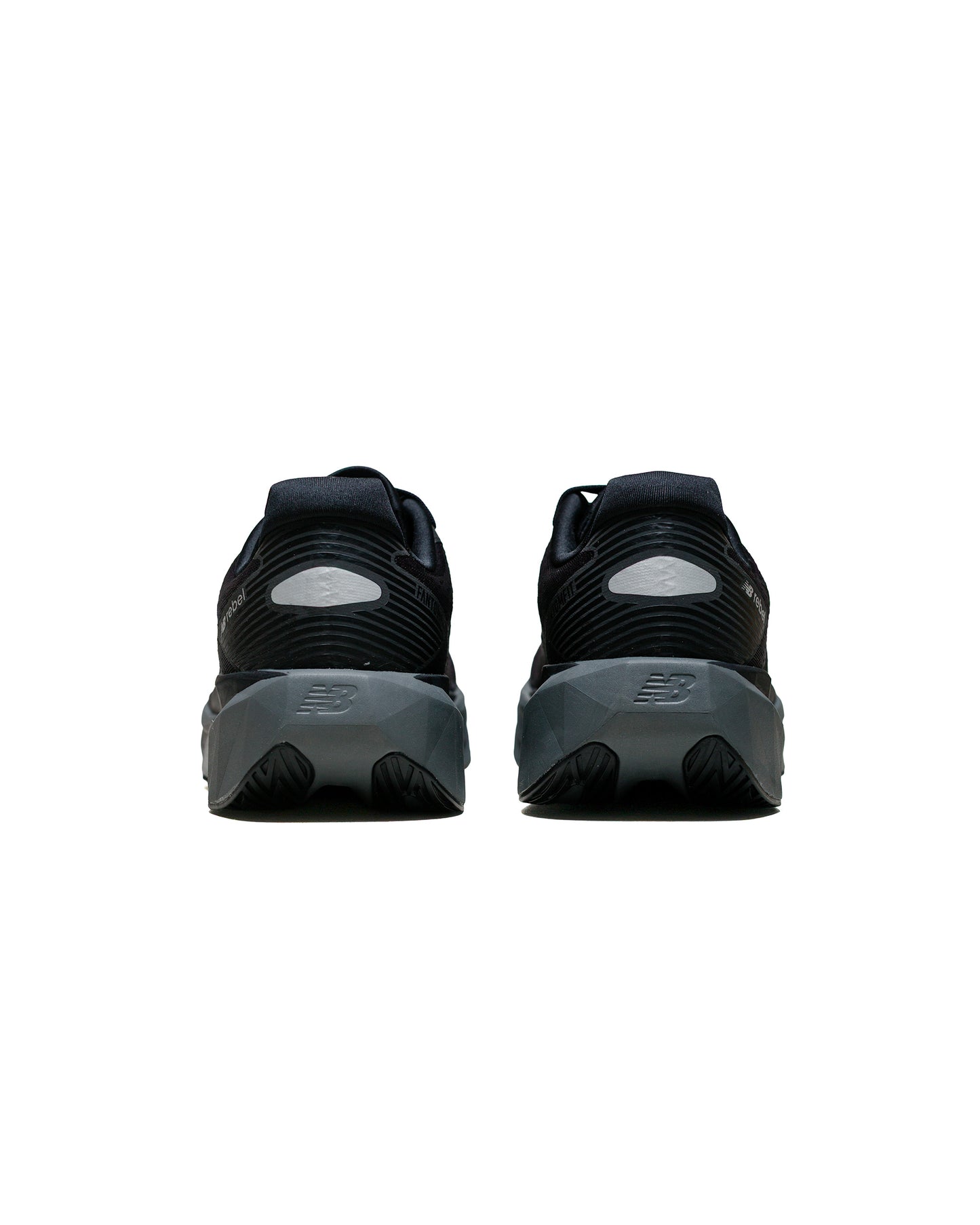 lost & found New Balance New Balance MFCXLC5 FuelCell Rebel v5 Black/Grey