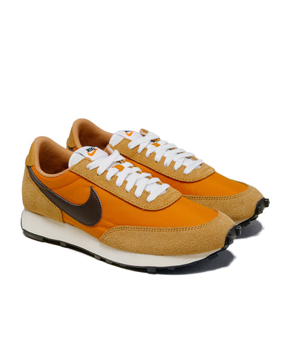 lost & found Nike Nike Daybreak SP Flax/Velvet Brown-Monarch