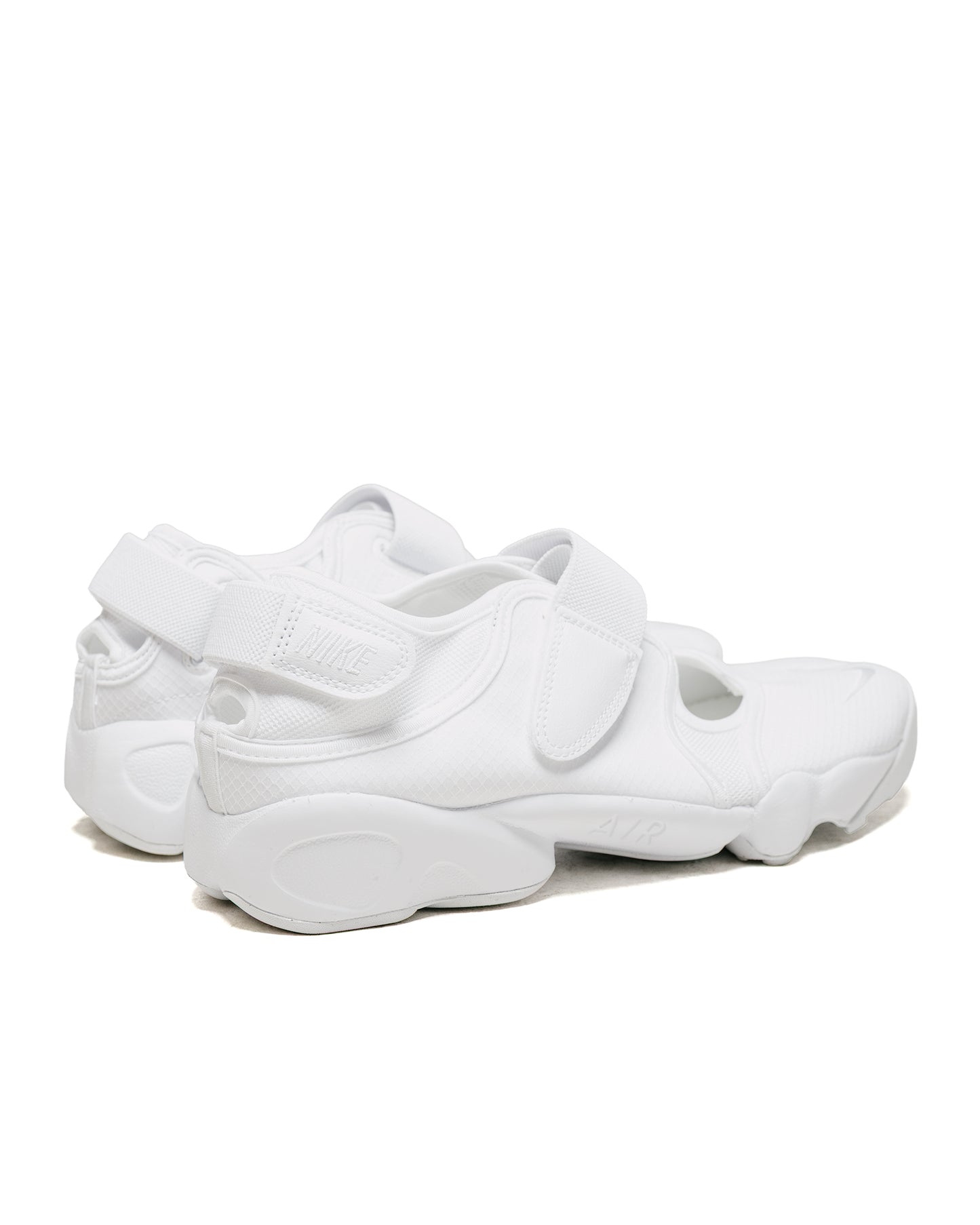 lost & found Nike Nike Air Rift Breathe Triple White