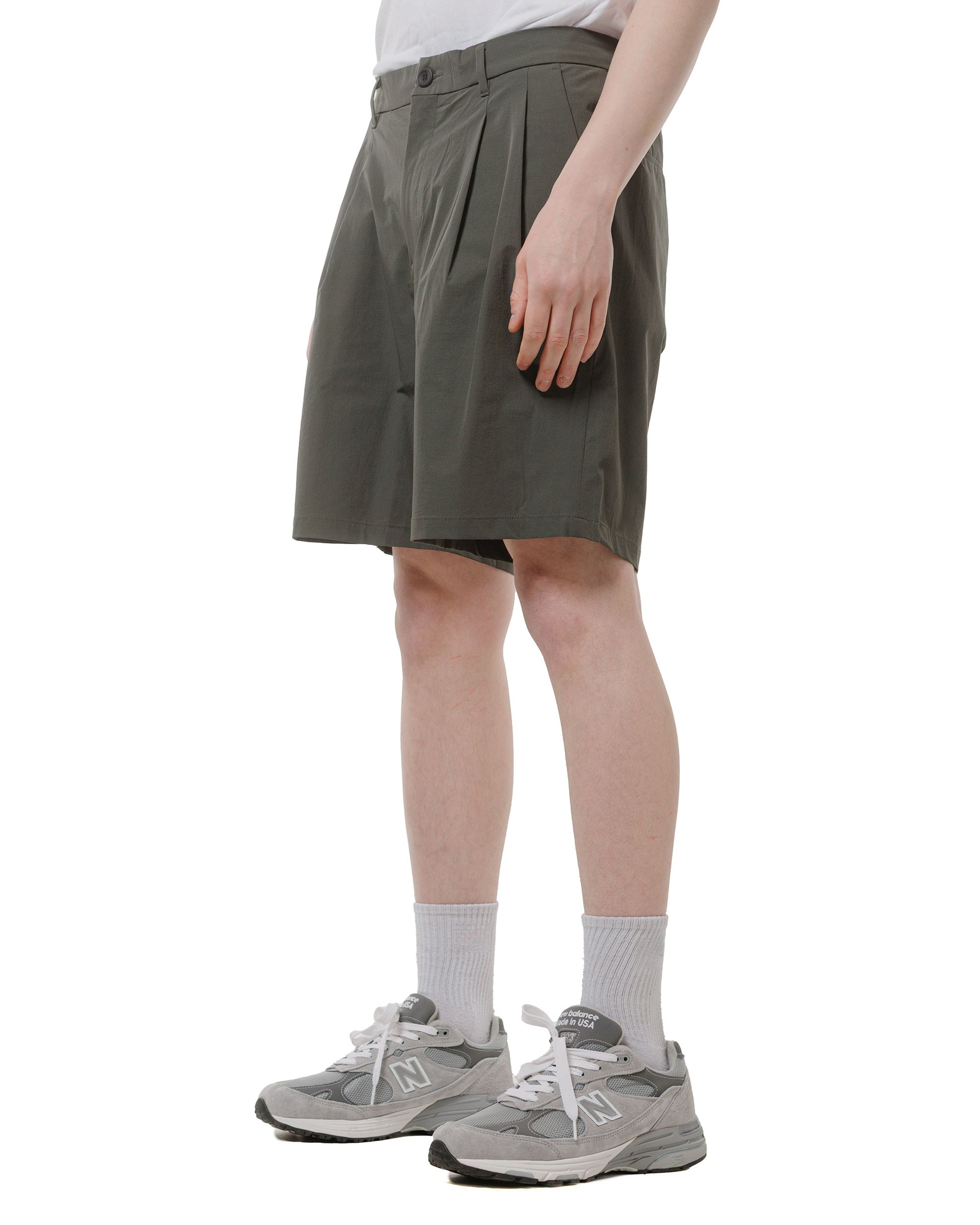 lost & found Norse Projects Norse Projects Benn Travel Light Shorts Black Olive