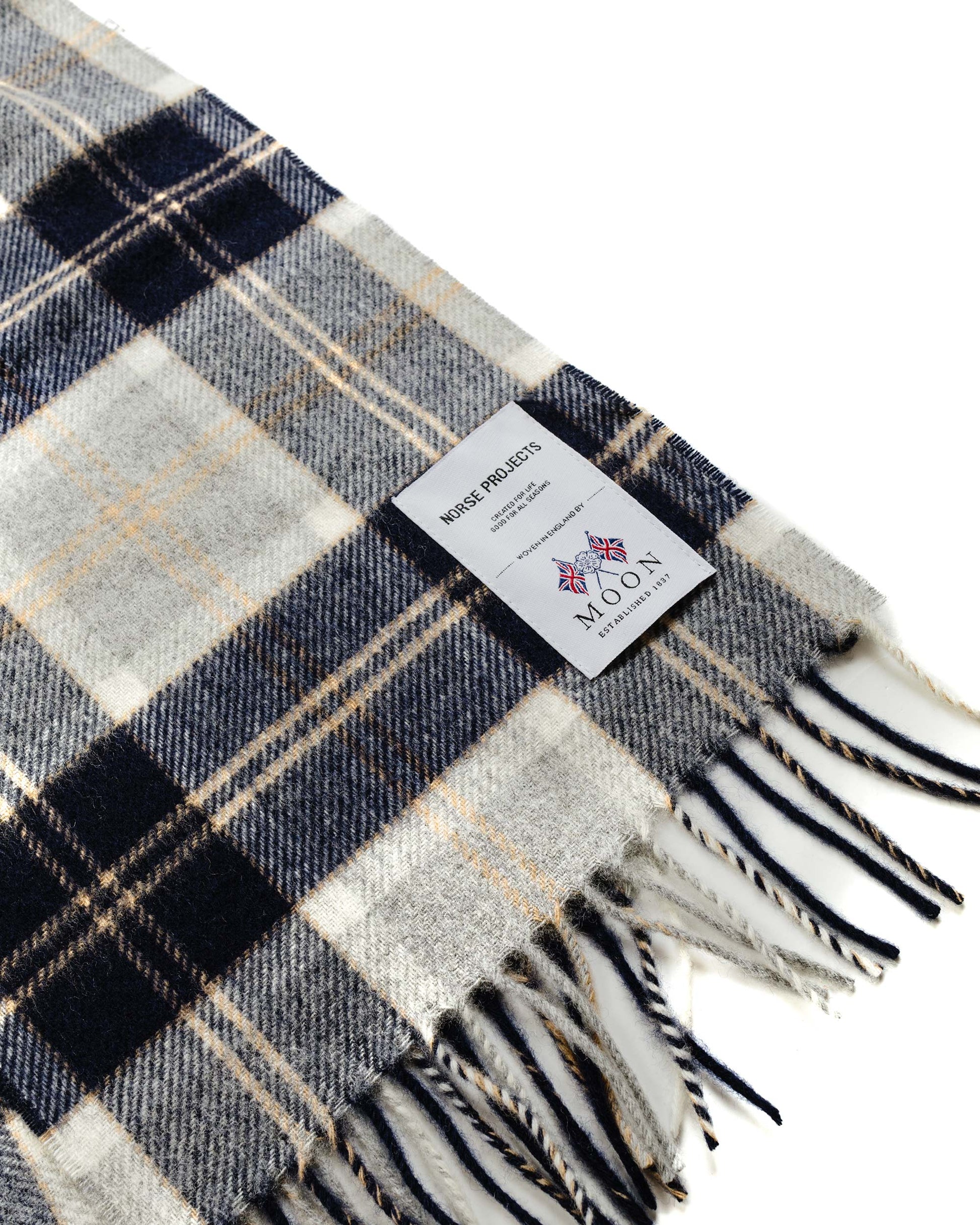 lost & found Norse Projects Norse Projects Moon Checked Lambswool Scarf Navy