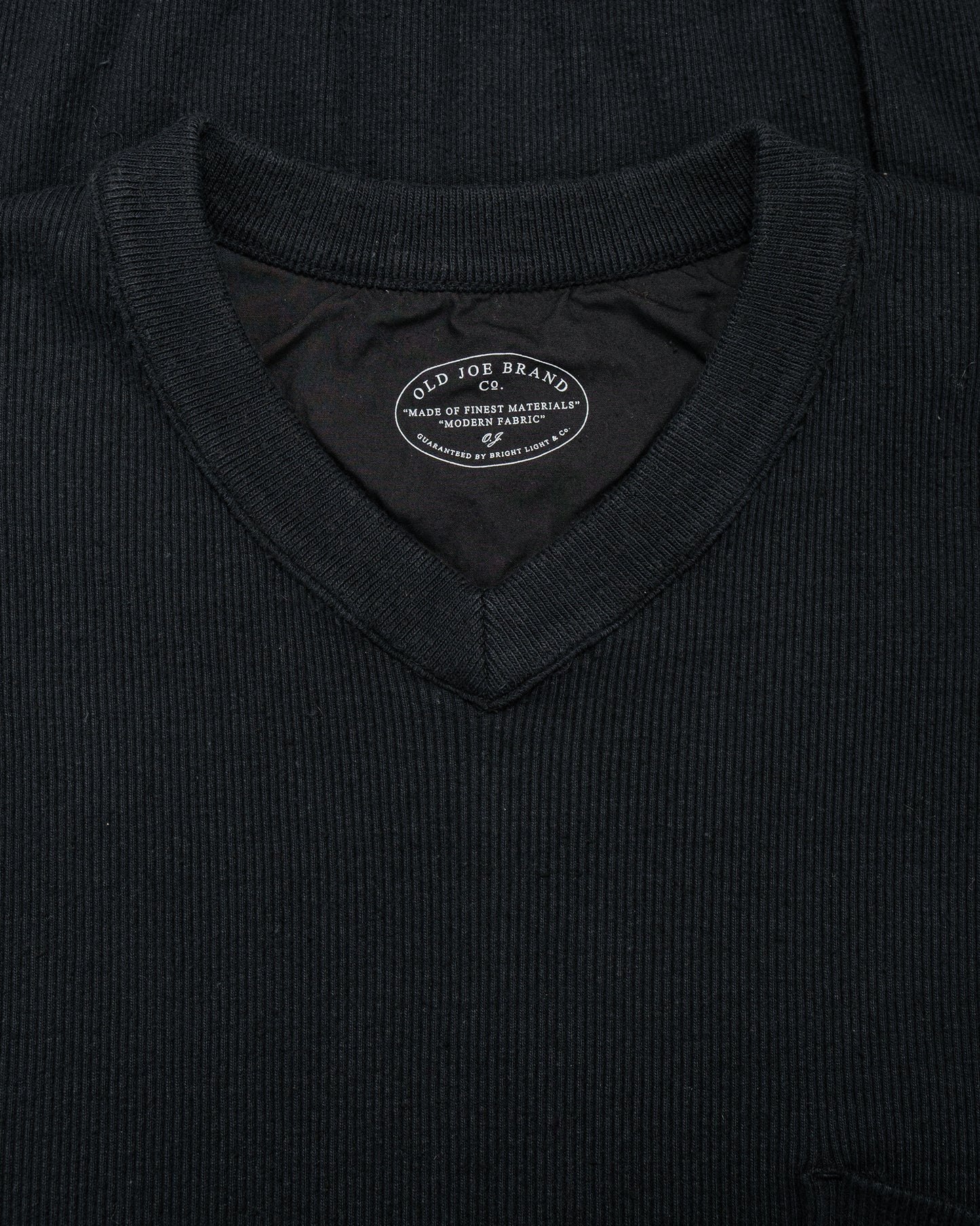 lost & found Old Joe Old Joe V-Neck Silk Nep Ribed Tops Onyx