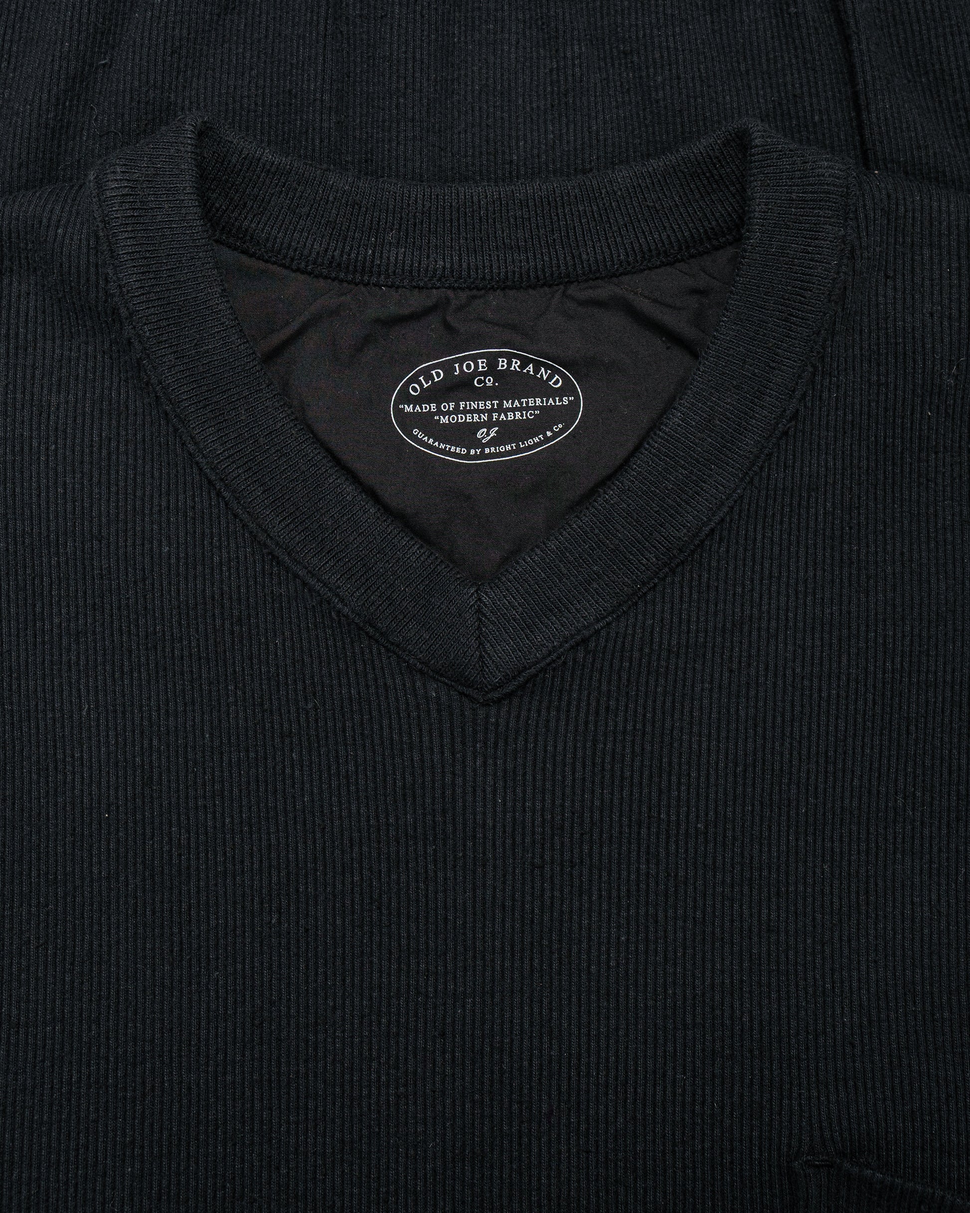 lost & found Old Joe Old Joe V-Neck Silk Nep Ribed Tops Onyx