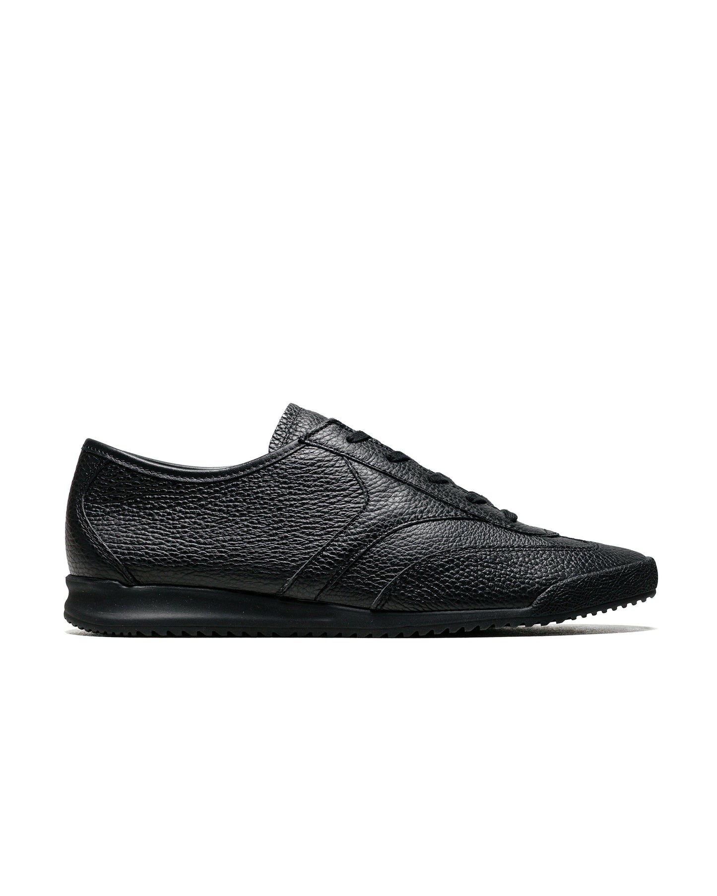 lost & found Reproduction of Found Reproduction of Found Lady White Co. Trainer Black