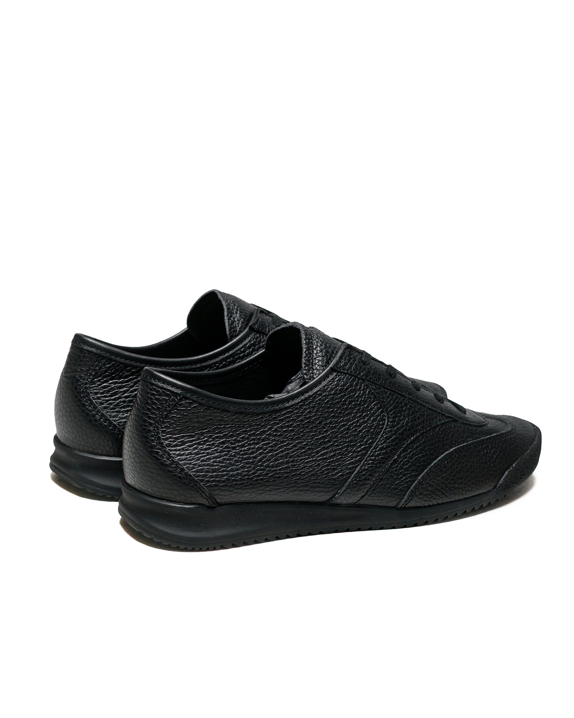 lost & found Reproduction of Found Reproduction of Found Lady White Co. Trainer Black