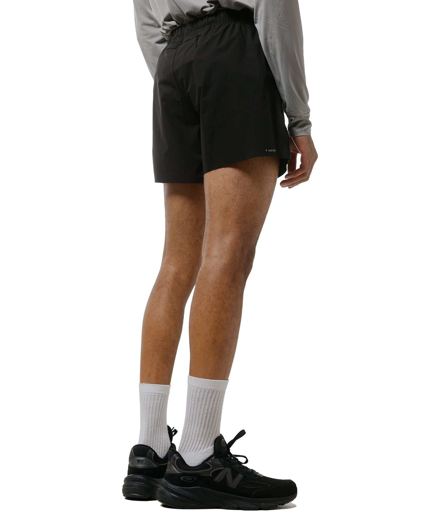 lost & found SATISFY SATISFY PeaceShell 5" Unlined Shorts Black