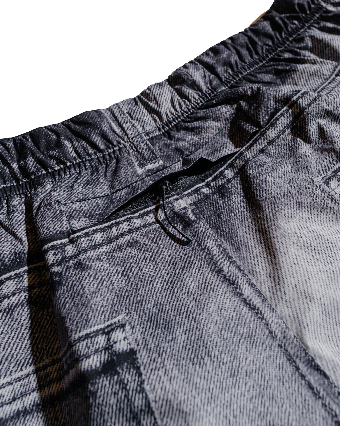 lost & found SATISFY SATISFY PeaceShell 5" Unlined Shorts Black Denim