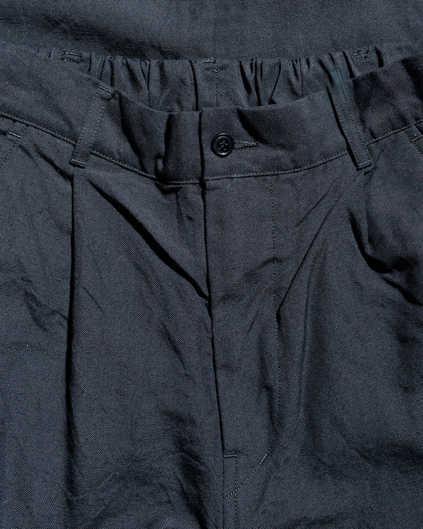 lost & found Sage de Cret Sage de Cret High Density Wool/Linen Oxford Pegtop Single Pleat Pants Black