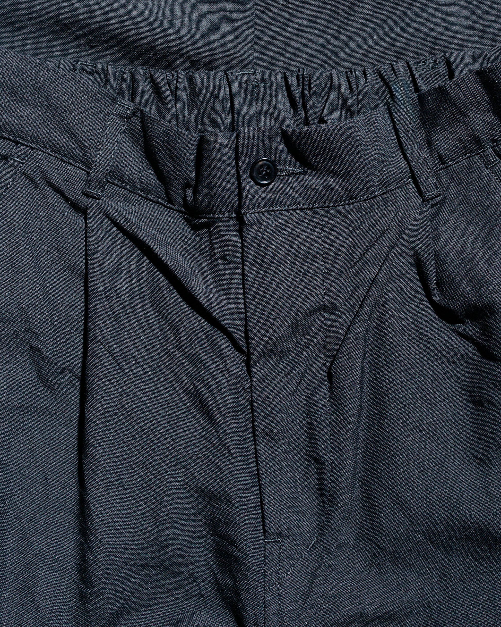 lost & found Sage de Cret Sage de Cret High Density Wool/Linen Oxford Pegtop Single Pleat Pants Black