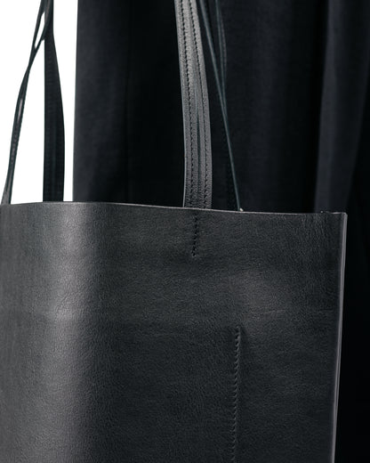 Seya. Isaac Reina Chasen Tote / Oil Leather Black #19