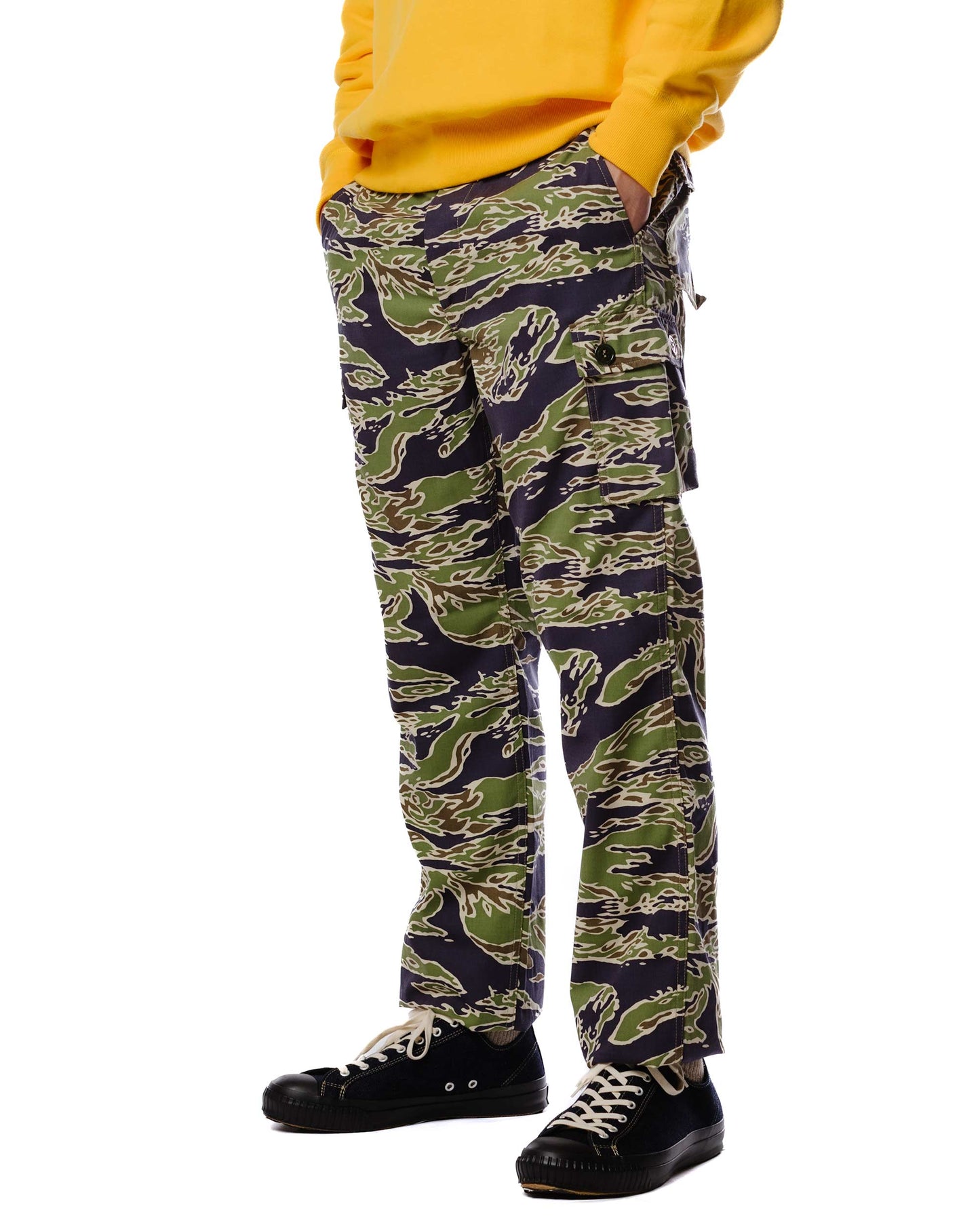 lost & found The Real McCoy's The Real McCoy's MP23004 Tiger Camouflage Trousers / Late War Green