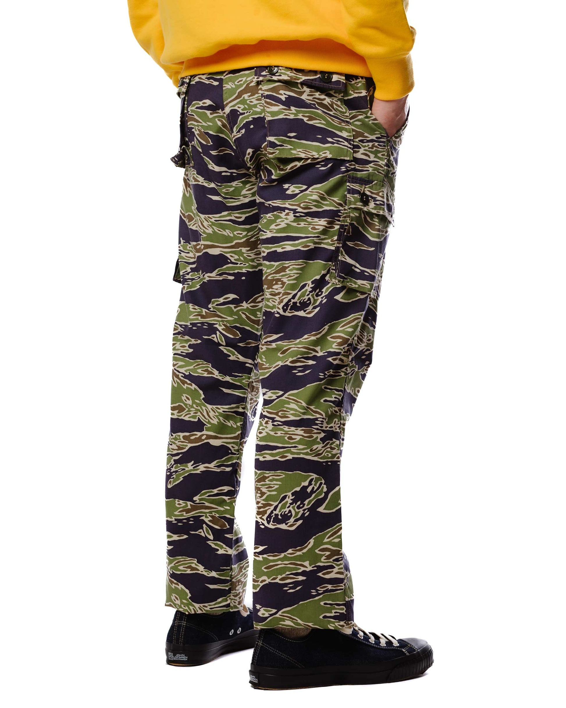 lost & found The Real McCoy's The Real McCoy's MP23004 Tiger Camouflage Trousers / Late War Green