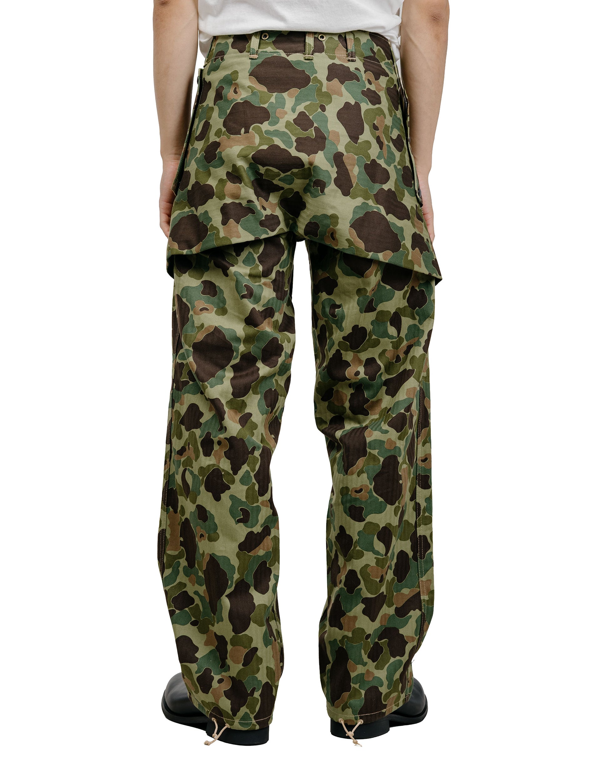 The Real McCoy's MP26001 P1944 Reversible Frogskin Camouflage Trousers Green